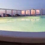 Отель Perla 4*