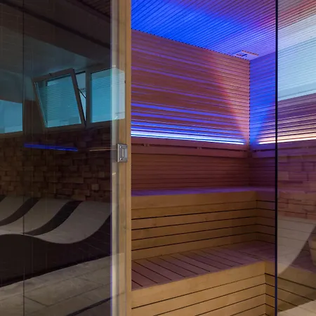 Hotel Perla 4*