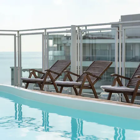 Perla ミラノ・マリッティマ